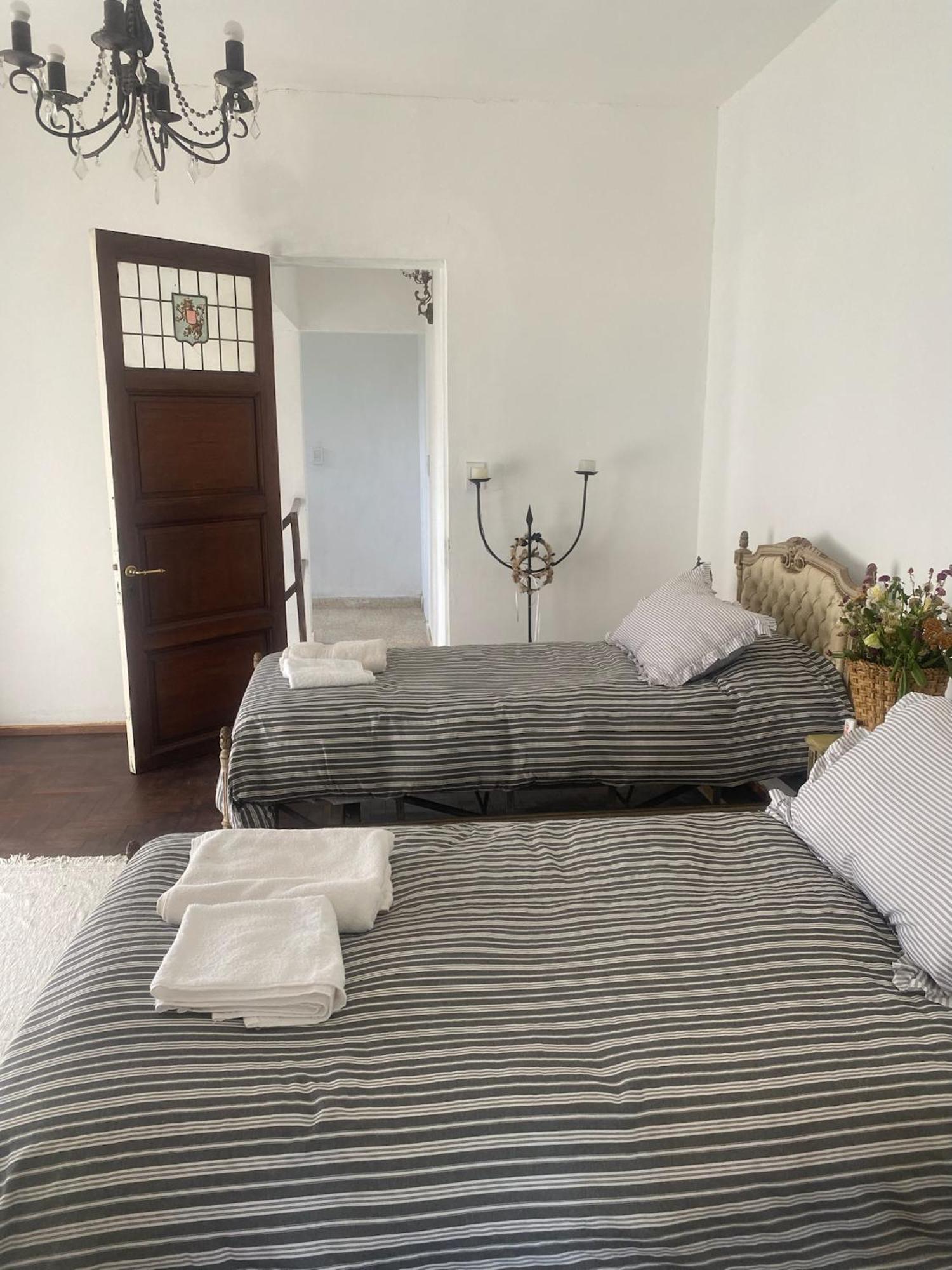 Casa rural En La Guapeada Polo, Pilar